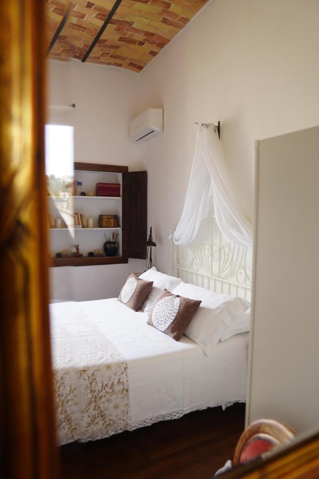 Bed and Breakfast Dimora Amina Loreto Aprutino Habitación foto